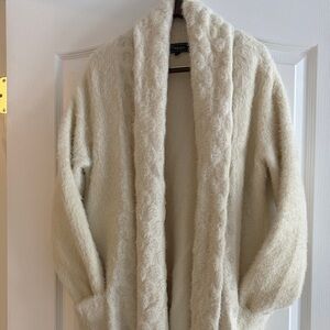 Minkas Cozy Cream Women's Sweater